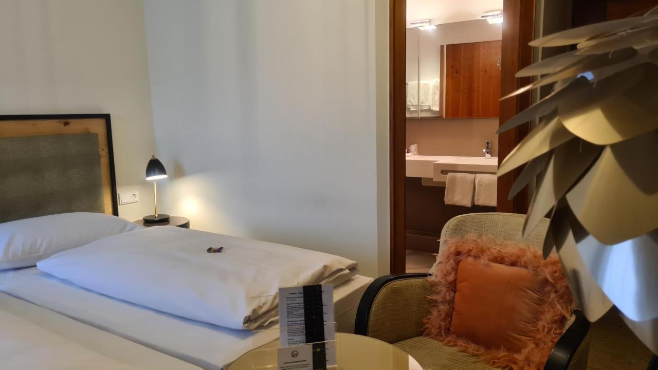 Hotel Lechnerhof Unterföhring Eksteriør bilde