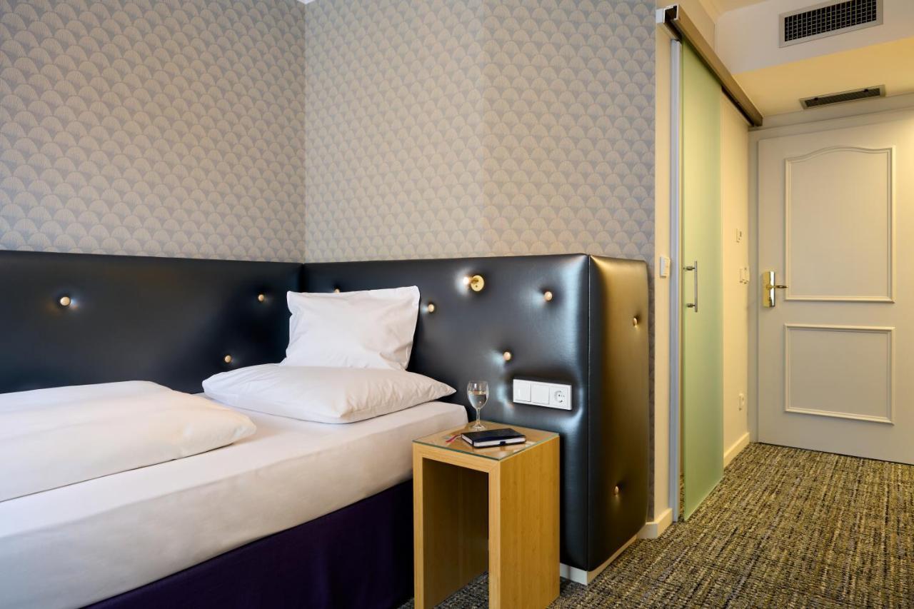Hotel Lechnerhof Unterföhring Eksteriør bilde